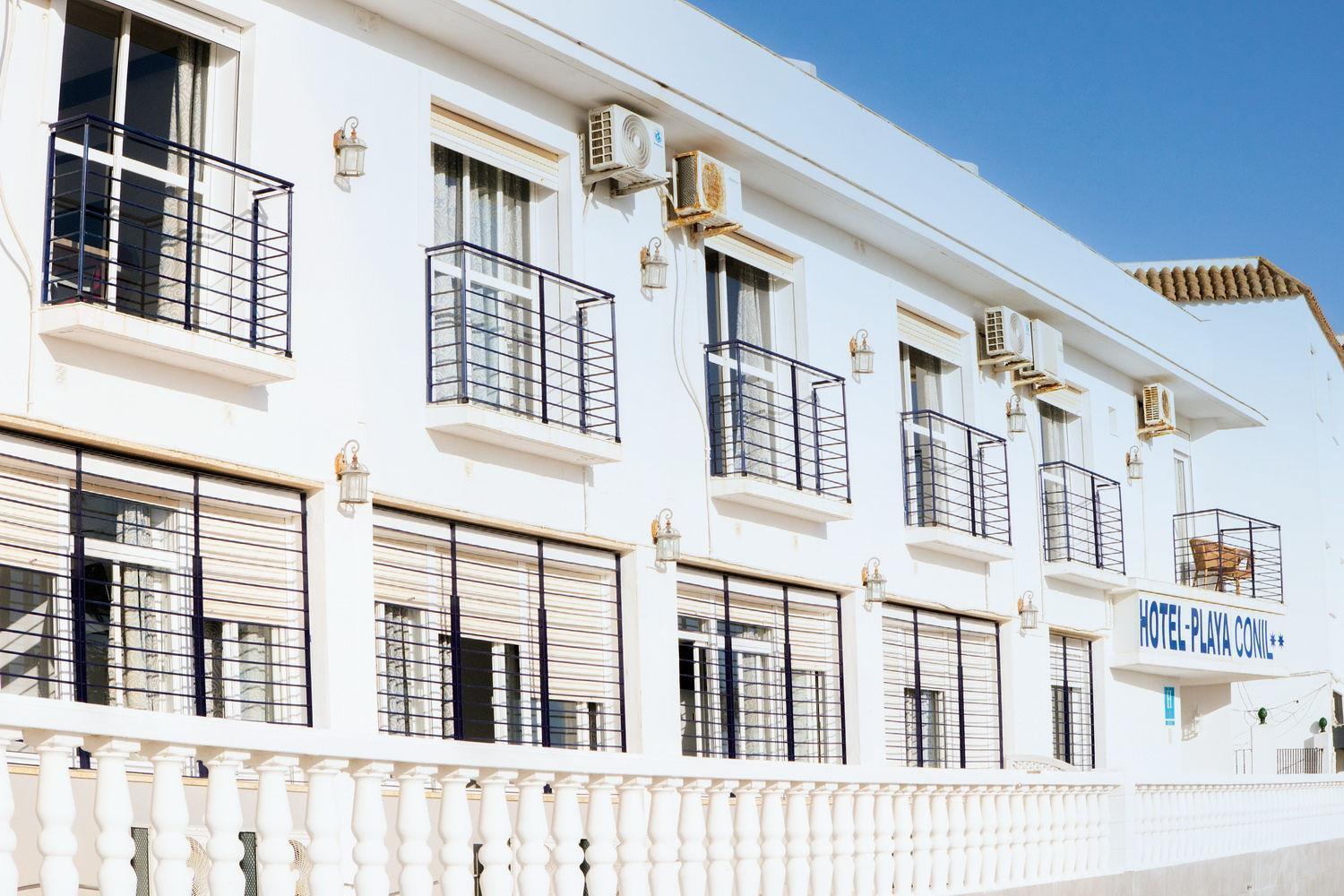 Hotel Playa Conil - Beachfront Studios & Suites Conil De La Frontera Exteriör bild