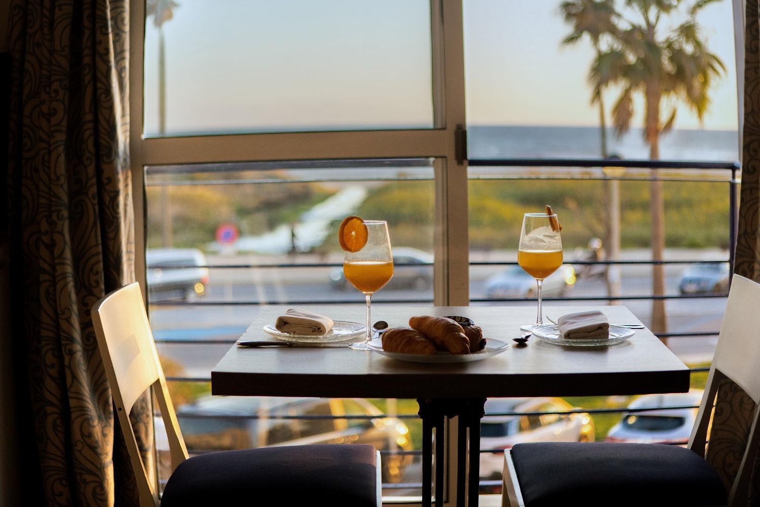 Hotel Playa Conil - Beachfront Studios & Suites Conil De La Frontera Exteriör bild